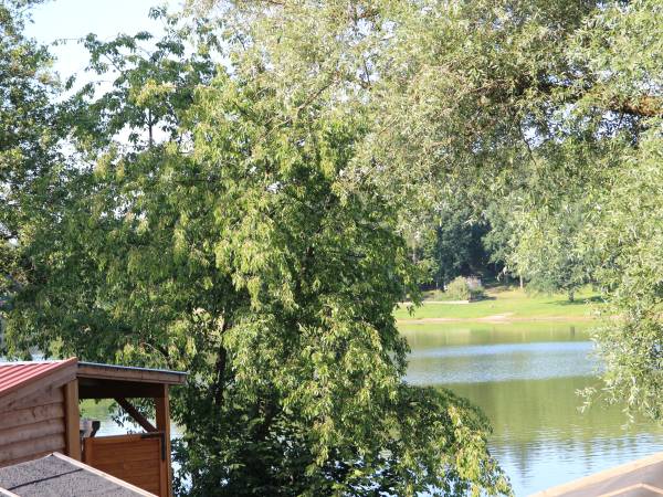 Domki Nad Jeziorem w Karłowicach