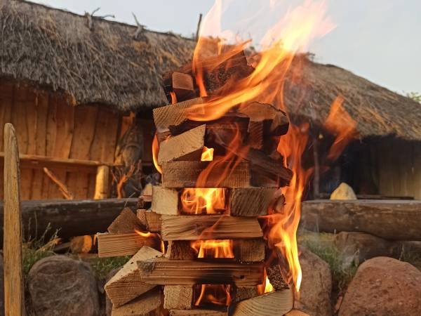 Ognisko płonie codziennie