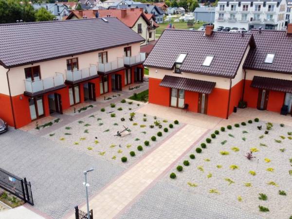 Widok ogólny na budynki 