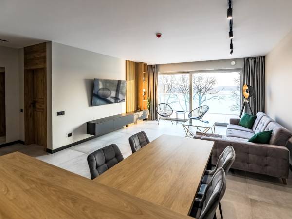 A402 z jacuzzi - salon