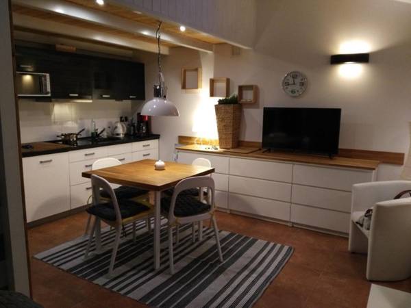 APARTAMENT MAKS