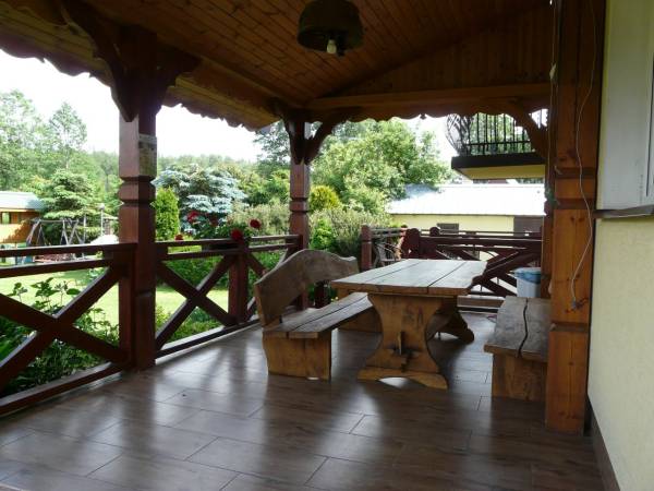 Dom nad jeziorem-taras