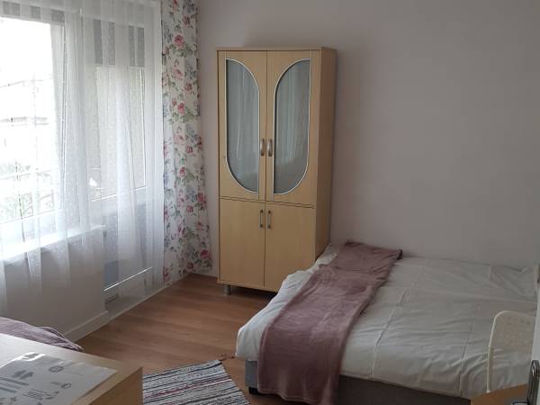 pokój nr 7, trzyosobowy z łazienką tv i balkonem