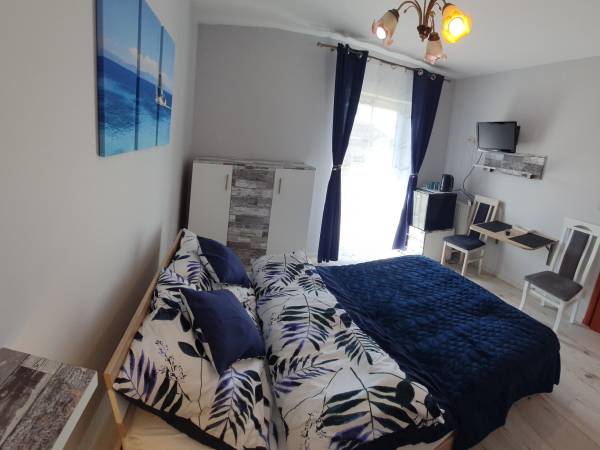 Pokój nr 2, 2 osobowy z łazienką i balkonem, I piętro