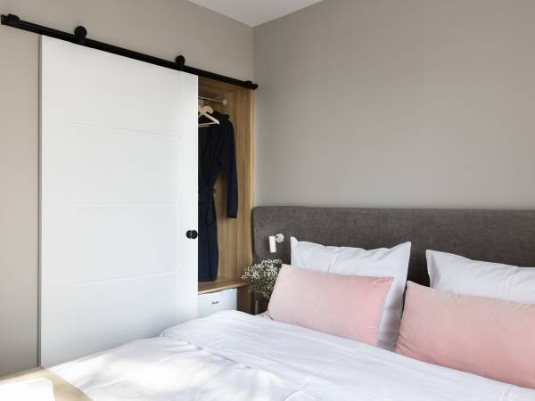 pokój dwuosobowy z łazienką