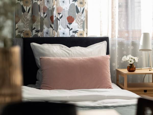 pokój z dwoma łóżkami pojedynczymi