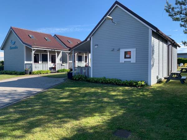 Domki letniskowe Rewalia (6-osobowe)