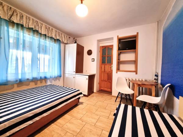 NR 2 pokój 2 osobowy z łazienką