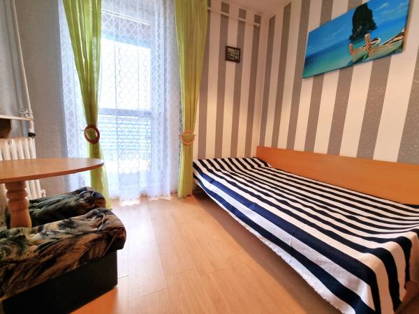 NR 8 pokój 1-2 osobowy z balkonem