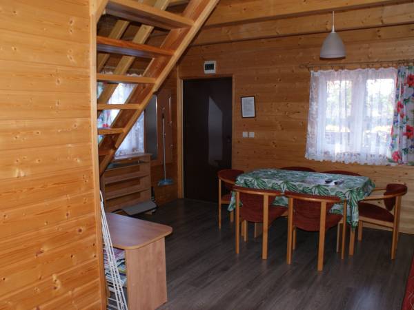 wnętrze dużego domku