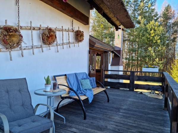 taras odkryty w domku całorocznym