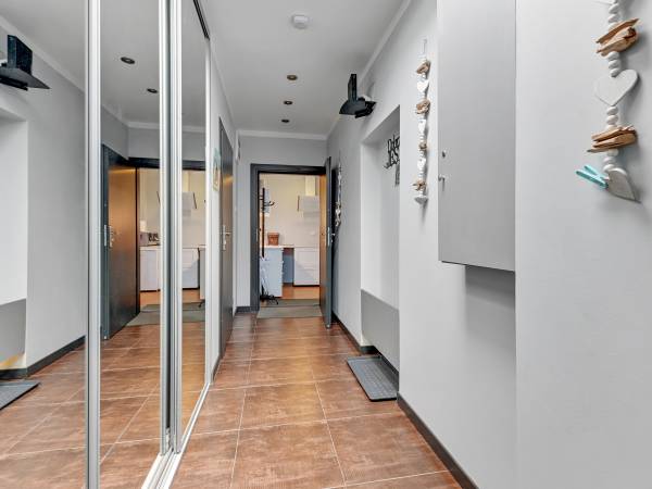 Studio Red 40m2 z balkonem 