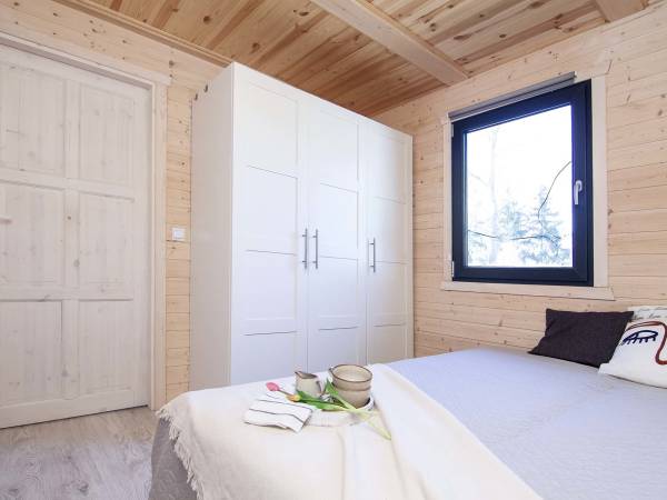 Szary 10 os- 1 sypialnia na parterze