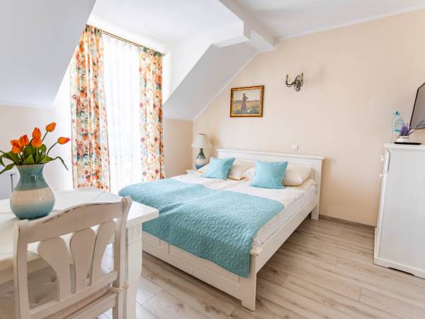 Pokoje Gościnne Pod Strzechą