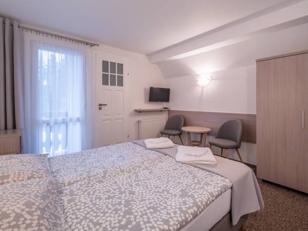 pokój 2-os. z balkonem