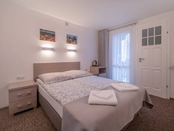 pokój 2-os. z balkonem