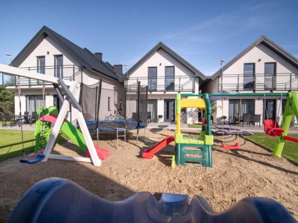 Domki Cała Naprzód