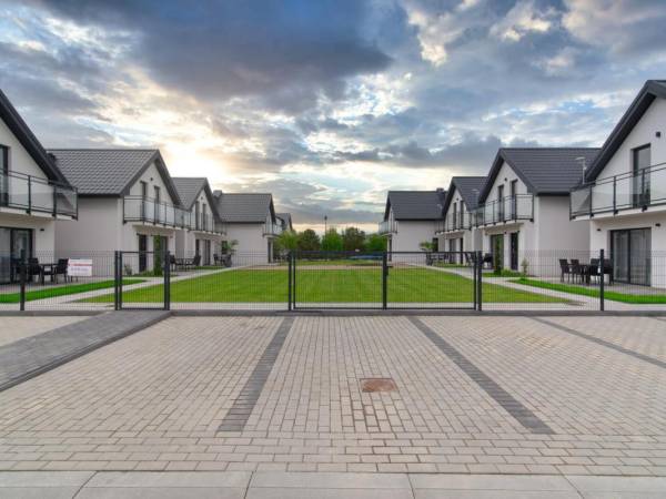 Domki Cała Naprzód