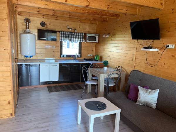 Domki Nadia z basenem