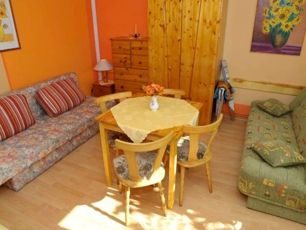 Pokój w niezależnym mieszkaniu.