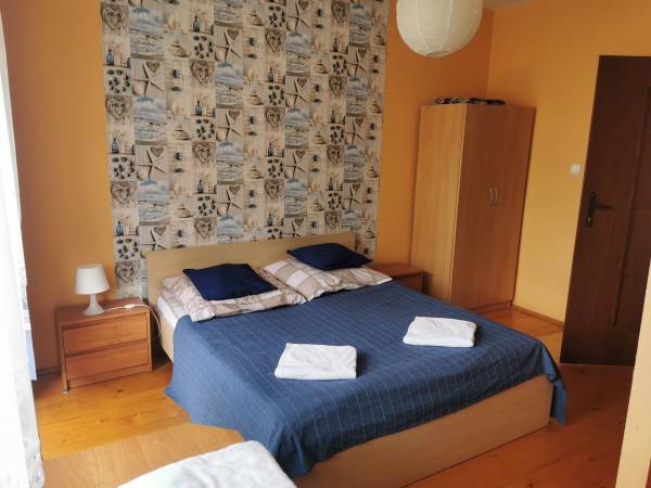 Pokój nr 7 - 2 osobowy z łazienką i balkonem 