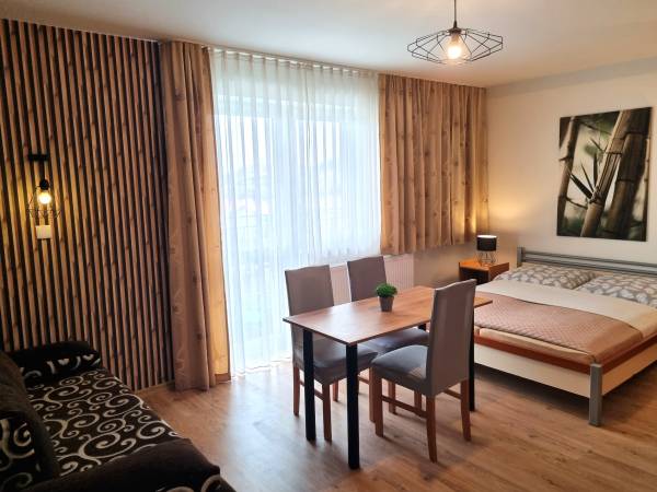  NR C . Pokój 4 os. z balkonem