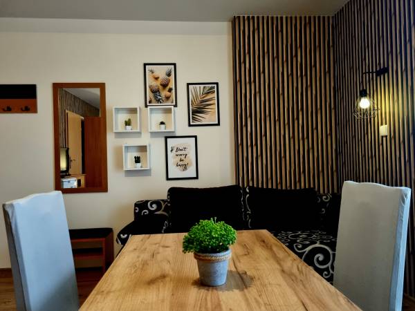  NR C . Pokój 4 os. z balkonem