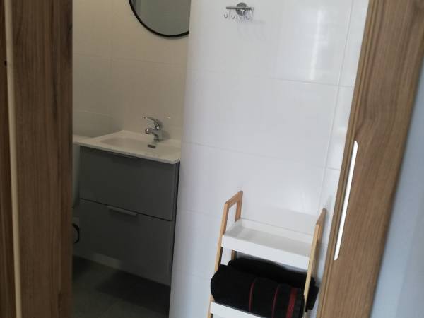 Łazienka-pokój z balkonem