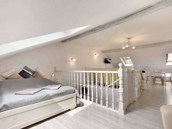 Apartament 4- 5 os.z anexem kuchennym