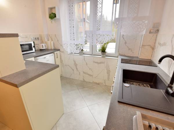 W pełni wyposazony ogólnodostepny anex kuchenny