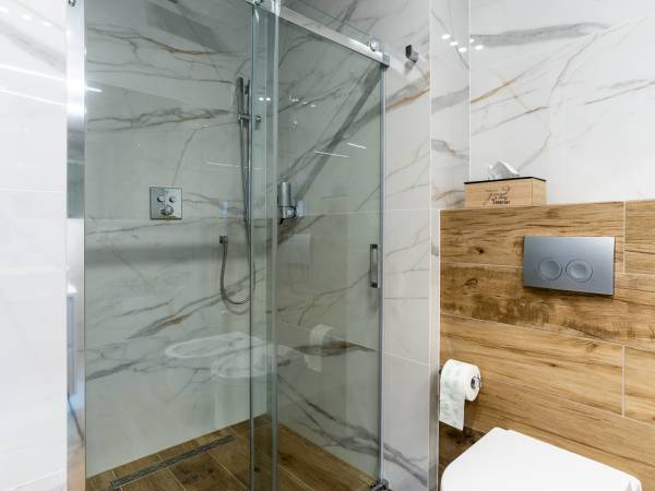 A403 z jacuzzi - łazienka