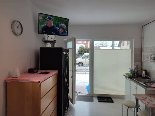 Pokój 2 osobowy z łazienką i aneksem kuchennym 