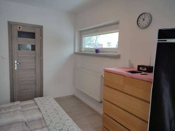 Pokój 2 osobowy z łazienką i aneksem kuchennym 