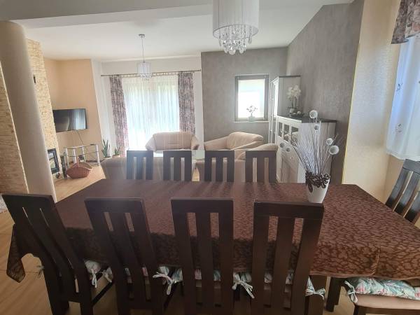 Dom nad jeziorem na Mazurach