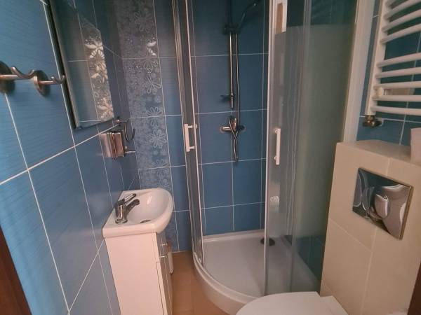 Łazienka, sypialnia trzyosobowa, segment nr 1