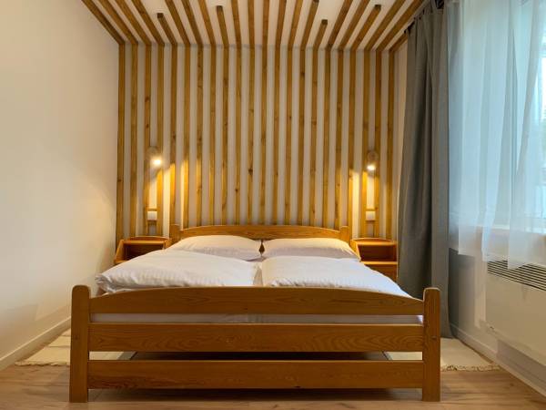 PENSJONACIK PODDĄBIE 1