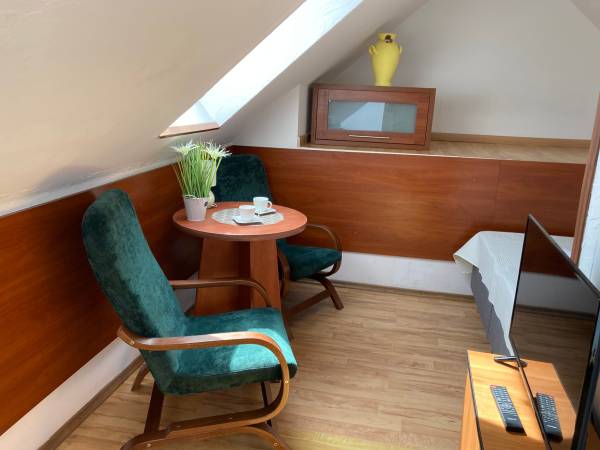 pokój nr 38 2-os na poddaszu