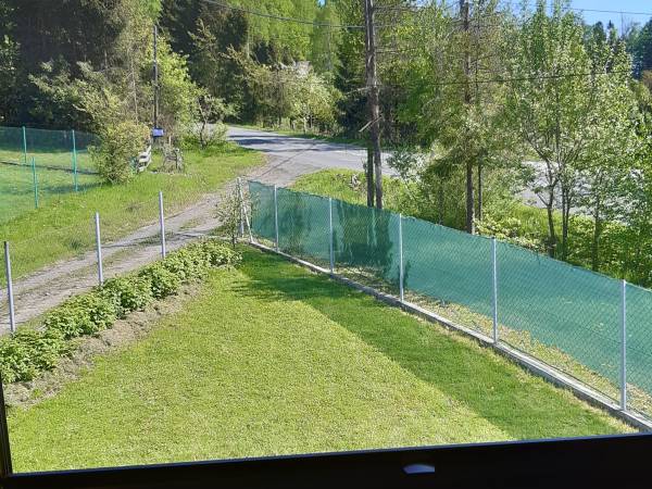 Widok na ogród od strony południowej