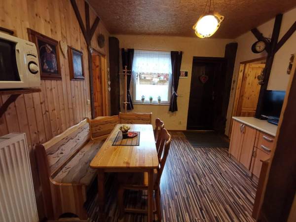 kuchnia w apartamencie 4os nr 2