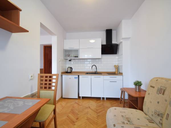 3-4os I piętro +balkon +anex