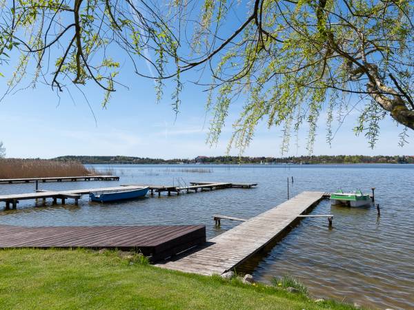 Apartamenty i Pokoje nad brzegiem jeziora Tałty