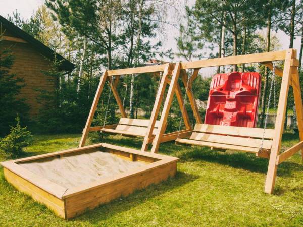 ,,Domki Zielona Dolina"