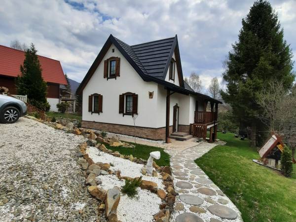 Jaskółka - noclegi Wetlina