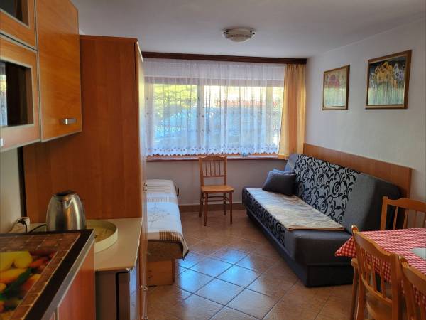 Nr 3 - pokój 2 - 3 osobowy