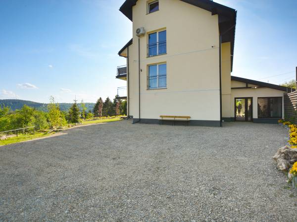 Widok wschodni Apartamentwroznowiepl