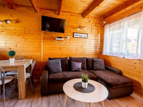 Domki Nadia z basenem