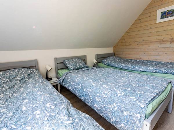 Pokój lawendowy trzyosobowy. Dom całoroczny. 