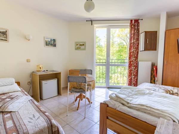 Pokój nr 1, 6 i 8. 2 osobowe.