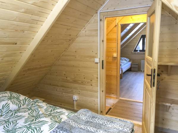 Domek 7 osobowy sypialnia piętro