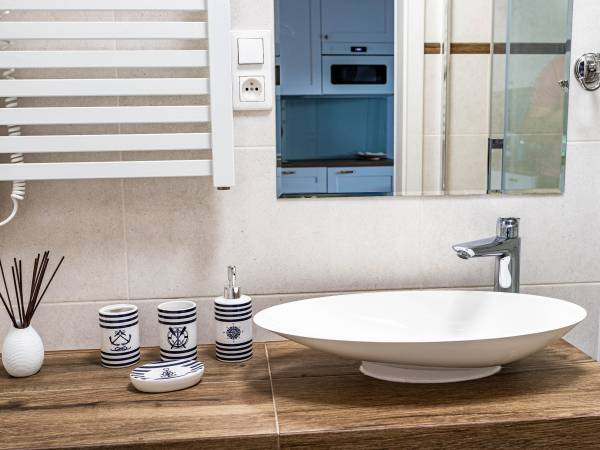 Apartament z balkonem - łazienka